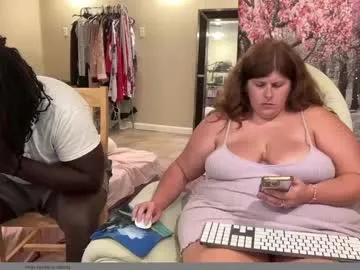 puneripiya – webcam model profile photo Image 4