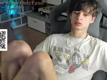 emilywarren296 – webcam model profile photo Image 14