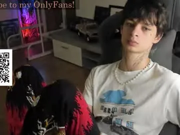 emilywarren296 – webcam model profile photo Image 16