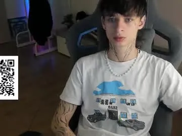 emilywarren296 – webcam model profile photo Image 6