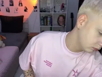 NinnaCarter – webcam model profile photo Image 18