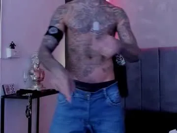 MilaDelays – webcam model profile photo Image 3