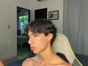 sara_shrma – webcam model profile photo Image 4