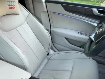 sunflower_28 – webcam model profile photo Image 17