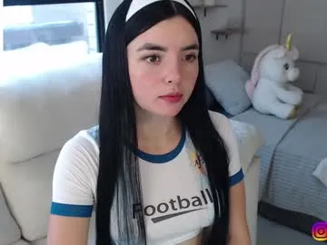 golden_alinee – webcam model profile photo Image 14