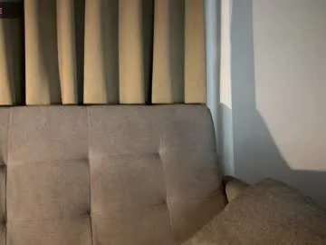 the_right_girl – webcam model profile photo Image 6