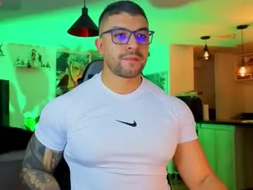 emilywarren296 – webcam model profile photo Image 11