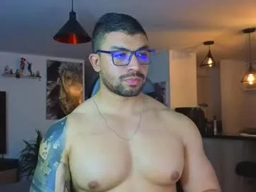 emilywarren296 – webcam model profile photo Image 3