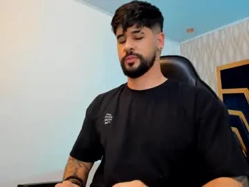 EmiliaWalker – webcam model profile photo Image 12