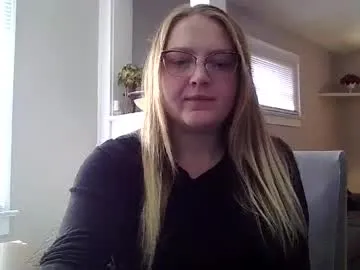 phatassblond Image 3