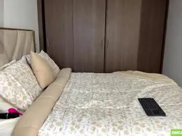 thenaturallovers – webcam model profile photo Image 13