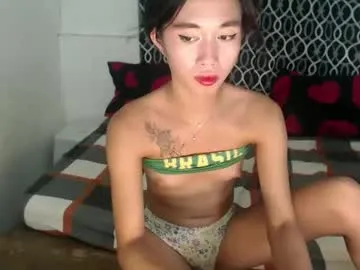 Demi – webcam model profile photo Image 5