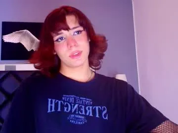 IsaBalmain – webcam model profile photo Image 12