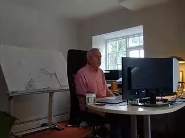 EmiliaWalker – webcam model profile photo Image 10