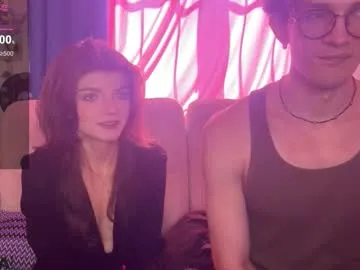 Demi – webcam model profile photo Image 12