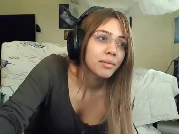 lolaa_darling – webcam model profile photo Image 4