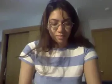 lolaa_darling – webcam model profile photo Image 6