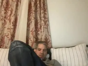 CristiBriceno – webcam model profile photo Image 4