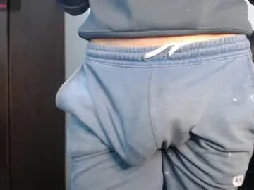 emmababy2322 – webcam model profile photo Image 3