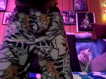 EmilyHart – webcam model profile photo Image 19