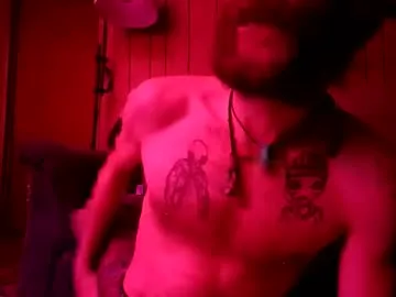 EmilyHart – webcam model profile photo Image 3