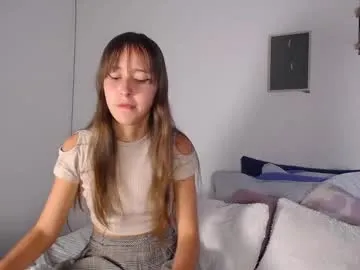 tvycas7 – webcam model profile photo Image 3