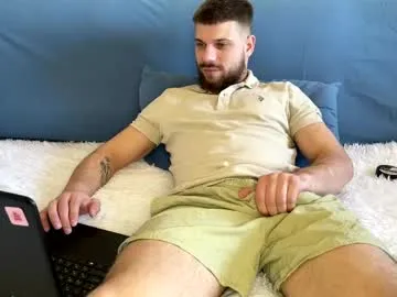 EmiliaWalker – webcam model profile photo Image 2