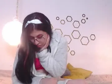 aliceclark__ – webcam model profile photo Image 8