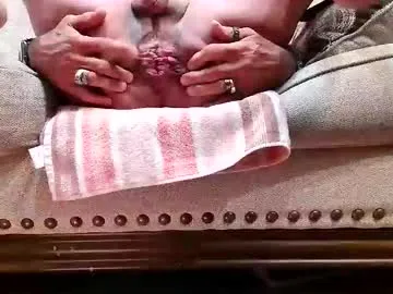 zharidjparker – webcam model profile photo Image 10