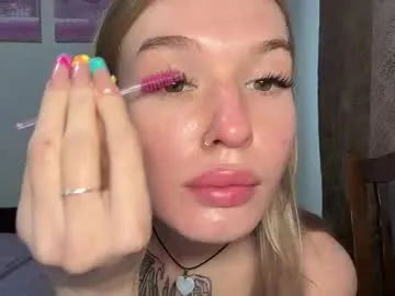 viaaann12 – webcam model profile photo Image 14