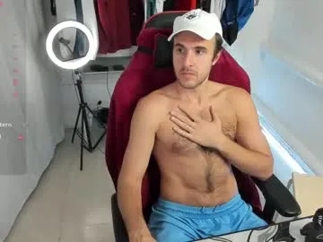 AniClark – webcam model profile photo Image 3