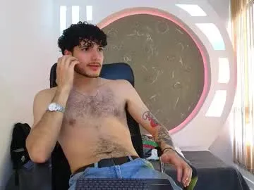 daani_hott – webcam model profile photo Image 11