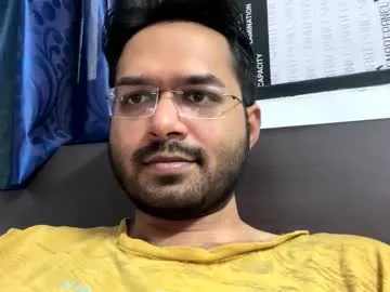 EmiliaWalker – webcam model profile photo Image 2