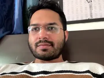 EmiliaWalker – webcam model profile photo Image 3