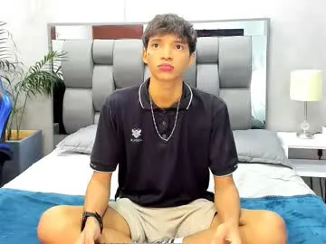 mae_nathan – webcam model profile photo Image 19