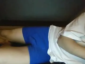 BellaLeen – webcam model profile photo Image 10