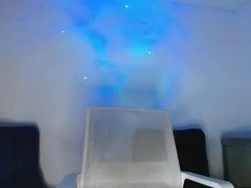 rav3nhudson – webcam model profile photo