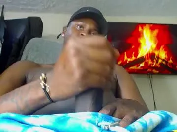 tivneet_kaur – webcam model profile photo Image 12