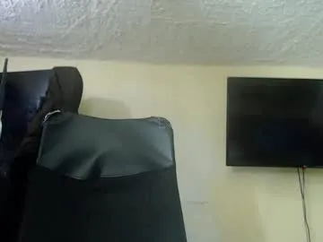 tivneet_kaur – webcam model profile photo Image 19