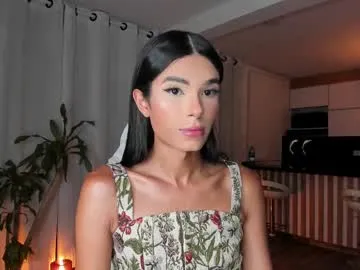 ClaryLewis – webcam model profile photo Image 10