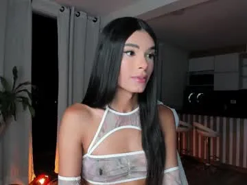 ClaryLewis – webcam model profile photo Image 12