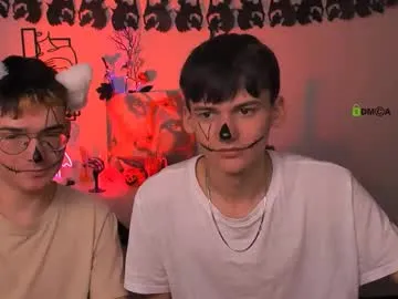 AlisonHale – webcam model profile photo Image 4