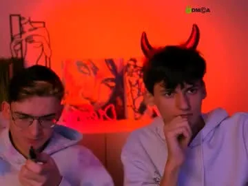 AlisonHale – webcam model profile photo Image 9