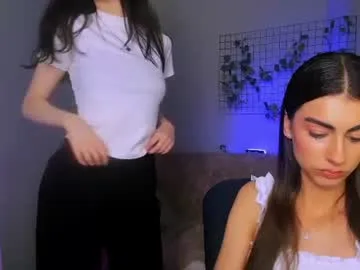 GretaCyrus – webcam model profile photo Image 11