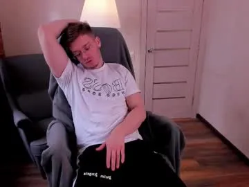 pureannuals – webcam model profile photo Image 4