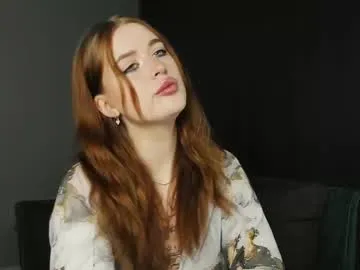 pureannuals – webcam model profile photo Image 4