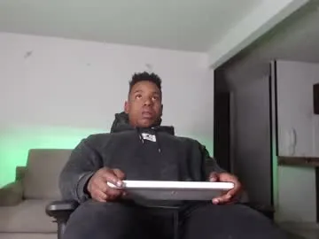 beaute_fatale – webcam model profile photo Image 6