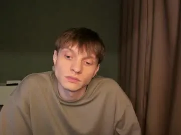 Elie – webcam model profile photo Image 11