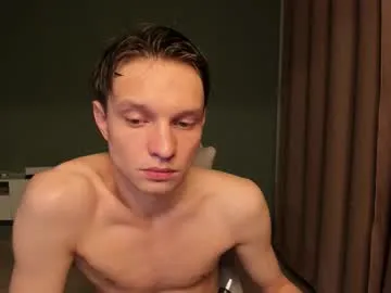 Elie – webcam model profile photo Image 7