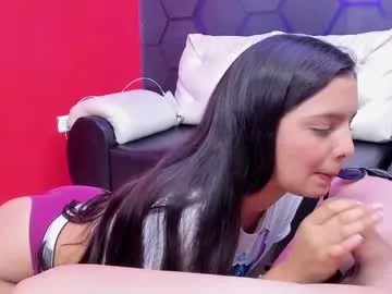 NoaBeller – webcam model profile photo Image 2